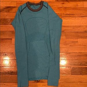 Turquoise lulu lemon long sleeve